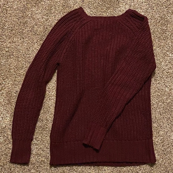 Sweater - Picture 4 of 4